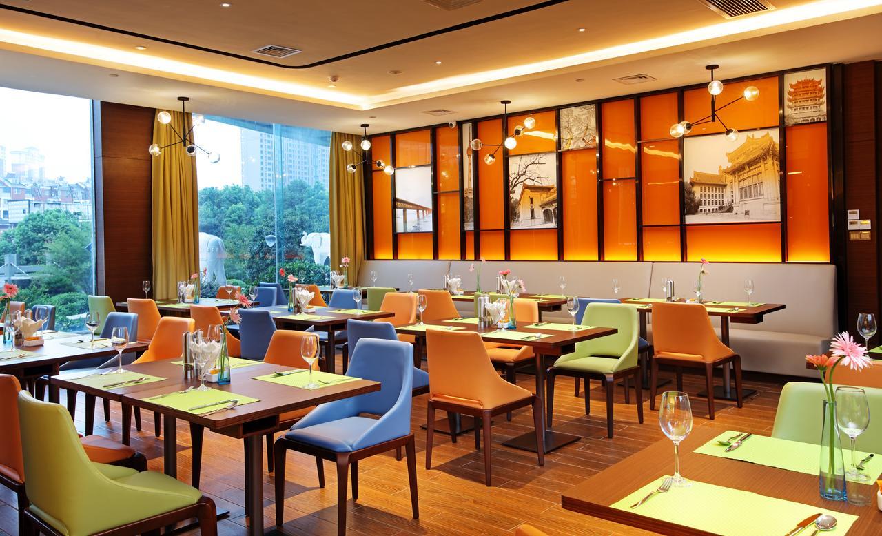 Hampton By Hilton Wuhan Tianhe Airport East Exteriér fotografie